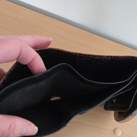Brighton Dark Brown Crocodile-Embossed Leather Wallet - Picture 6 of 9